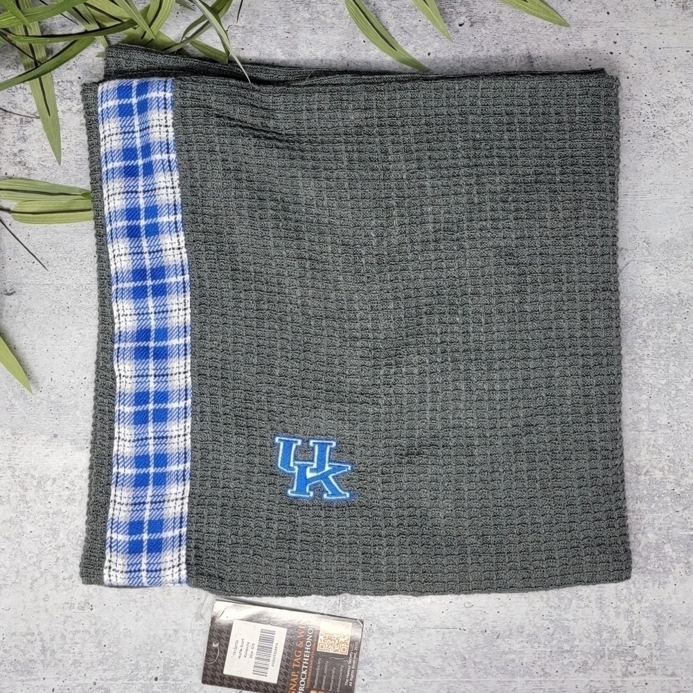 NWT The Honour Society University of Kentucky Gray Waffle Infinity Scarf College
